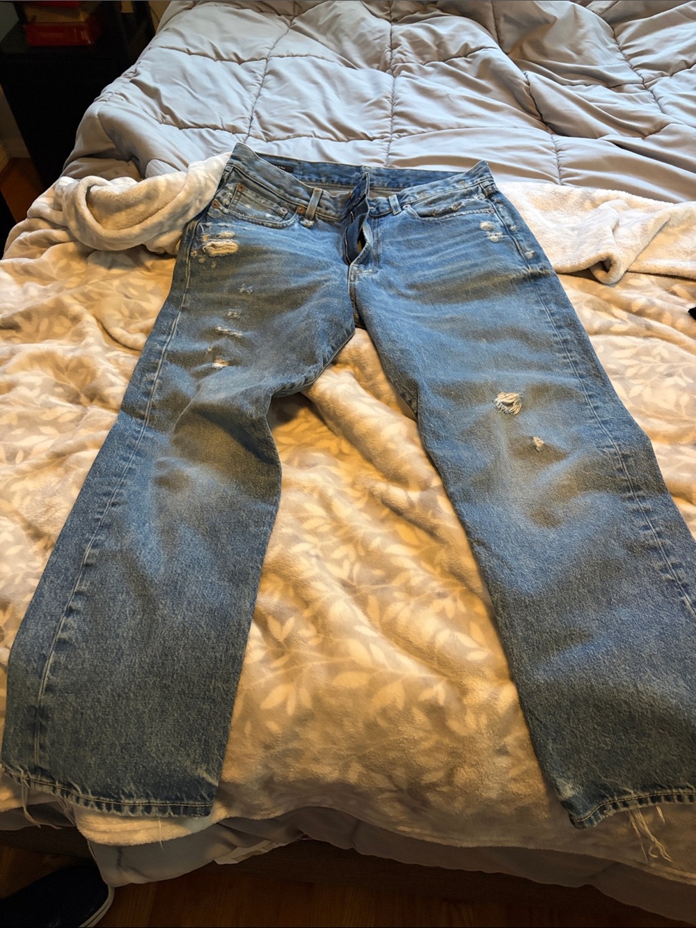 R13 Boyfriend Jeans in Light Blue Distressed Denim